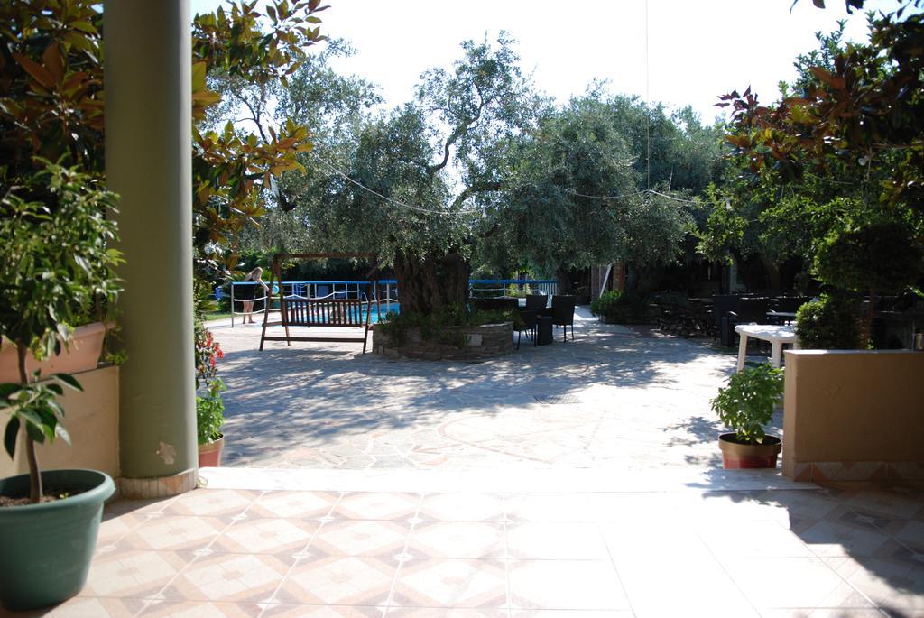 Monemvasia Hotel สกาลาโซติรอส ภายนอก รูปภาพ